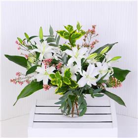fwthumbWhite Oriental Lily Bouquet.jpg
